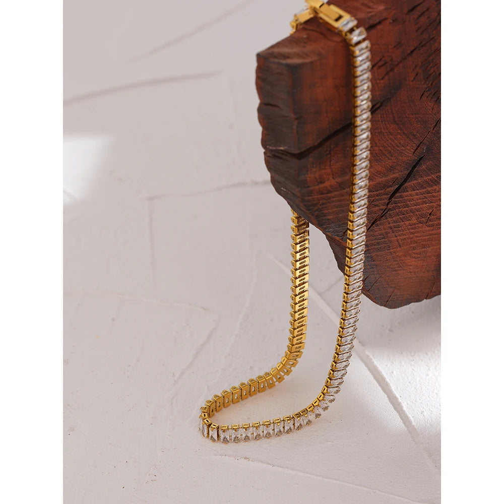 Aurelia Necklace