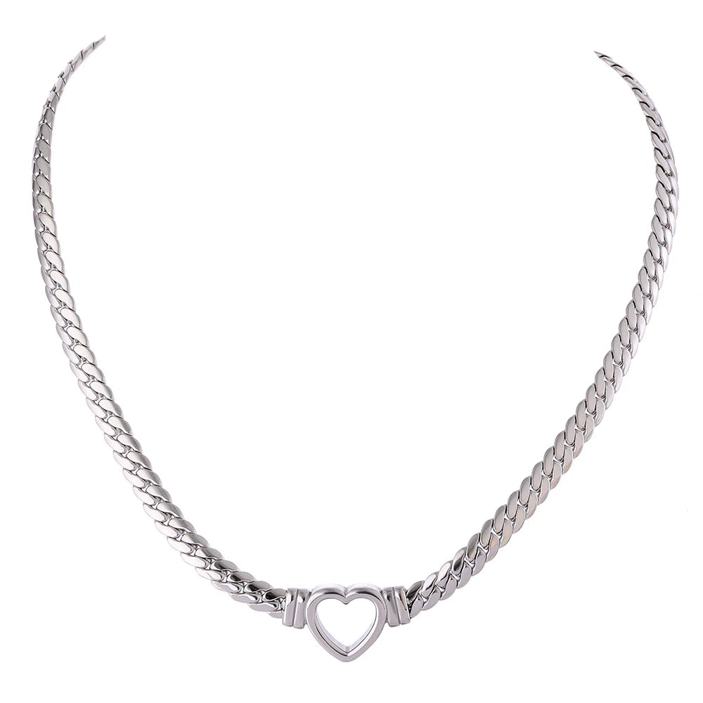 Vita Necklace