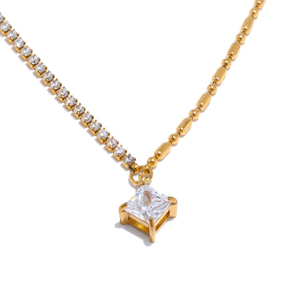 Estelle Necklace